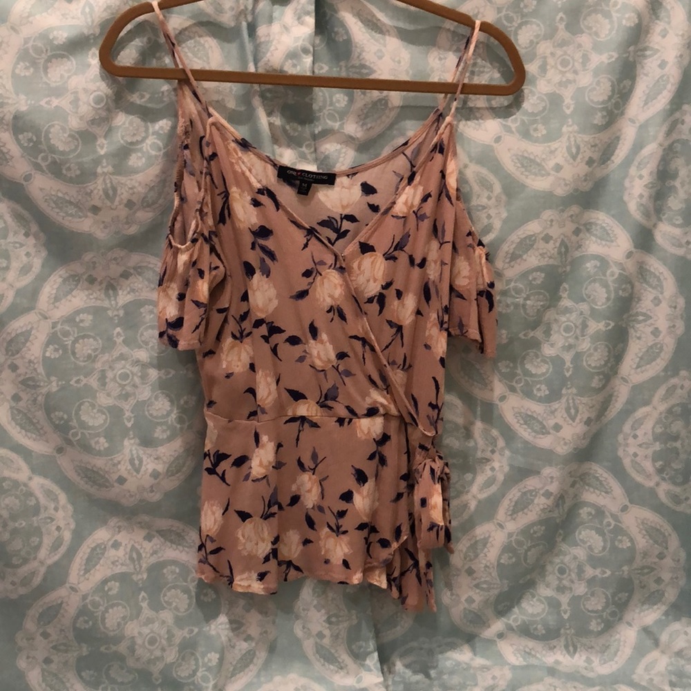 Very pretty and professional, slightly sexy top